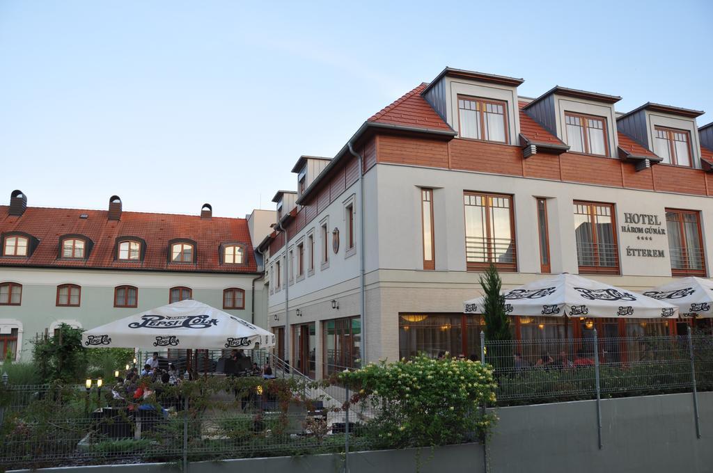 Hotel Harom Gunar Kecskemét Exteriér fotografie